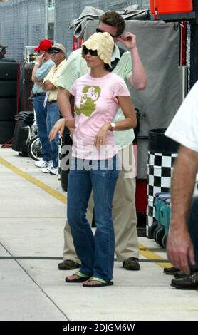 Ashley Judd joins Scottish racing driver husband Dario Franchitti at the Toyota Indy 300, Homestead Speedway, Miami, FL, 3/25/06  Byline and/or web usage link must read Stock Photo