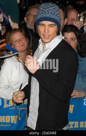 Josh Hartnett at The Late Show with David Letterman, Ed Sullivan Theatre, New York, NY. 3/29/06 Stock Photo