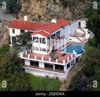 Exclusive!! This is the $4.3 million Hollywood Hills home that Irish actor and Hollywood bad boy Colin Farrell has reportedly just purchased. This will be the first home he has splashed out on for himself in Hollywood to be near his 2 1/2 year old son James (Farrell previously bought James's mother model Kim Bordenave a home in LA where she is based). Farrell was obviously taken with the neighborhood after having stayed frequenly at the nearby Chateau Marmont hotel on many of his LA visits. The four bedroom, 4 1/2 bath Spanish Style Villa is perched high above the Sunset Strip and is 6,950 sq Stock Photo