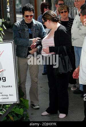 A heavily pregnant Carnie Wilson with hubby Rob Bonfiglio lunches at the Ivy in Los Angeles, Ca. Wilson has only 4 weeks to go until she gives birth to the couple's first child which is expected to be a girl called Lola. 4/14/05 Stock Photo