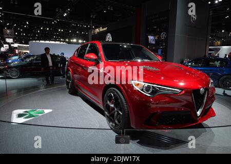 Alfa romeo los angeles auto show hi-res stock photography and images - Alamy