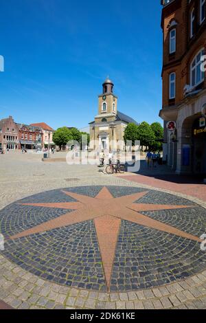 Germany, Schleswig-Holstein, North Sea coast. North Friesland, town of Husum, market square with fountain and market church Stock Photo