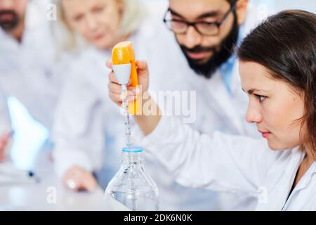 Scientist working in laboratory Stock Photo