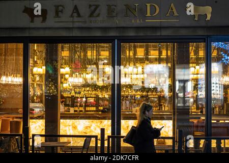 Edinburgh, Scotland, UK. 14 December 2021. City of Edinburgh controversially remains in Level 3 of lockdown meaning bars and restaurants must close at 6pm and not sell alcohol. Most bars have chosen to remain closed, Tuesday will see Scottish Government announce if the city will relax lockdown to level 2 or remain at level 3. Pic; Fazenda restaurant is closed. Iain Masterton/Alamy Live News Stock Photo