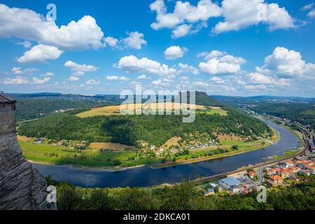 Deutschland, Sachsen, Sächsische Schweiz, Blick von der Festung Königstein zum Lilienstein Stock Photo