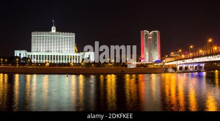 Russian White House (House of the Government of the Russian Federation) and former House of the Council for Mutual Economic Assistance (Comecon) in Mo Stock Photo