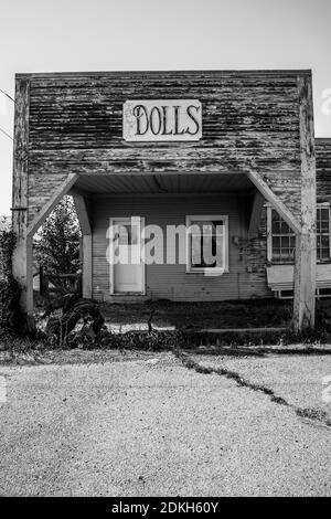 Ovid, Idaho - September 20, 2020: Old, creepy abandoned Dolls store building, on a sunny day Stock Photo