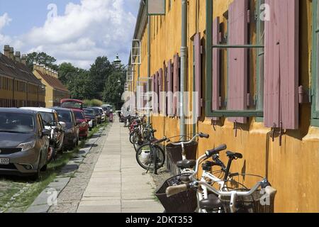 Copenhagen, Kopenhagen, Denmark, Dänemark; Nyboder - historic residential district - former barracks. Historisches Wohnviertel - ehemalige Kaserne. Stock Photo