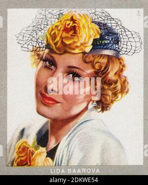 German antique cigarettes cards. Monopol Cigarettes 'series Künstler Im Film'. Lida Baarova, Czech actress. 1937 Lida Baarova (born Ludmila Babkova; 7 Stock Photo