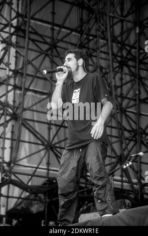 Serj Tankian performing in System of a Down at the Leeds Festival 2001. Stock Photo