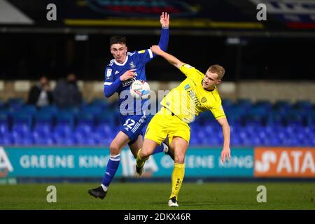 Oliver Hawkins of Ipswich Town and Sam Hughes of Burton Albion