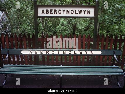 Heritage Talyllyn Railway, railway bench on Abergynolwyn station, Mid Wales, Great Britain Stock Photo