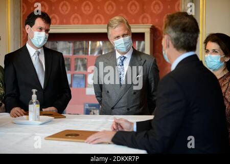 Profesor Bart Loeys, King Philippe - Filip of Belgium and Profesor Cedric Blanpain pictured at a ceremony to award the 'Francqui-Collen Prize 2020', W Stock Photo