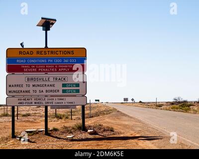 Oodnadatta Track road conditon sign, Marree, South Australia Stock Photo