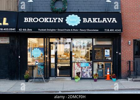 Brooklyn Baklava, 42 4th Ave, Brooklyn, New York. NYC storefront photo of a Middle Eastern bakery in the Cobble Hill neighborhood. Stock Photo