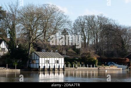 Characterful black and white boat house by the River Thames at Cookham, Berkshire UK. Stock Photo