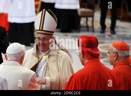 vatican City Cardinal Ratzinger and Pope Paul VI Stock Photo - Alamy