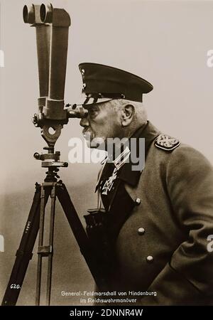Oscar Tellgmann, General Field Marshal von Hindenburg in the Reichswehr maneuver, silver gelatin paper, black and white positive process, image size: height: 16.80 cm; width: 11.80 cm, Hofphotograph, Oscar Tellgmann, Eschwege; Reproduction of this picture is only permitted with the permission of the author Oscar Tellgmann, Eschwege, for a reproduction fee as well as naming the author and sending in a specimen copy. Illegal duplications will be prosecuted according to §§ 31 and 32 of the law concerning the copyright of works of fine arts and photography of 9.1.1907, 1928, in Silesia at, Hohkirc Stock Photo