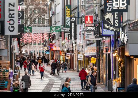 Shopping streets in Cologne after the lockdown in the Corona crisis - Hohe Straße pedestrian zone Stock Photo