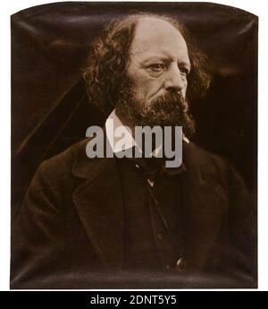 Julia Margaret Cameron, Alfred Lord Tennyson, paper, pigment print, image size: height: 29.6 cm; width: 25.5 cm, inscribed: recto on the cardboard in lead: upper right: c. 1865, lower right left: Alfred Lord Tennyson 1809-1892, right and below: Mrs. Julia Cameron † London, portrait photography, historical person, half profile (three-quarter view), bust, three-quarter view, Alfred Tennyson Stock Photo