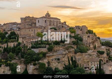 Goult in Provence, beautiful village perched on the mountain, sunrise Stock Photo