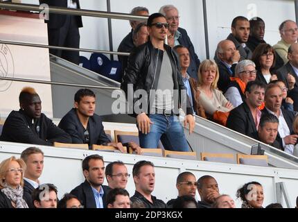 PSG players Jean-Christophe Bahebeck, Thiago Silva and Zlatan Ibrahimovic support their team playing against Lille during French First League soccer match, at Parc des Princes stadium in Paris, France on April 25, 2015. Photo by Christian Liewig/ABACAPRESS.COM Stock Photo