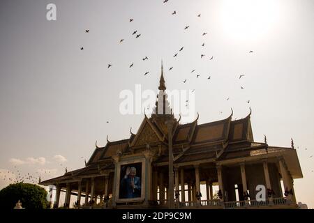 KHM - MONUMENTS DE PHNOM PENH Palais Royal de Phnom Penh. KHM - MONUMENTS OF PHNOM PENH Royal Palace of Phnom Penh. Stock Photo