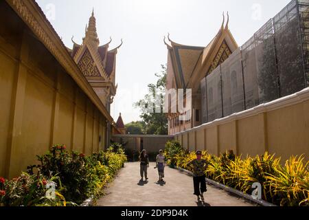 KHM - MONUMENTS DE PHNOM PENH Palais Royal de Phnom Penh. KHM - MONUMENTS OF PHNOM PENH Royal Palace of Phnom Penh. Stock Photo