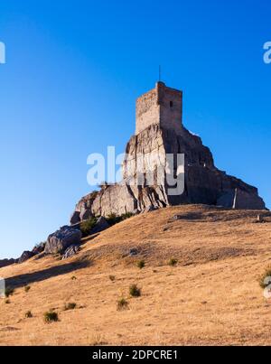 Castillo roquero de Atienza. Guadalajara. Castilla la Mancha. España. Stock Photo