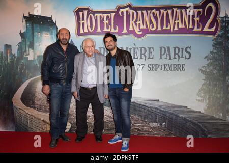 KAD MERAD, MICHEL GALABRU, ALEX GOUDE - PREMIERE DU FILM 'HOTEL TRANSYLVANIE 2' AU GAUMONT MARIGNAN CHAMPS ELYSEES Photo by Nasser Berzane/ABACAPRESS.COM Stock Photo