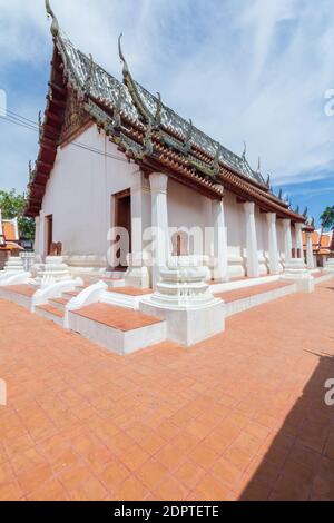 At the Wat Yai Sunnawaram temple grounds in Phetchaburi, Thailand Stock Photo