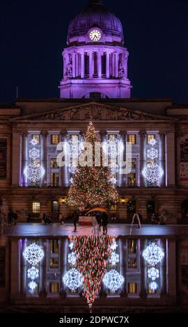 Tree and Council House lit up for Christmas in the Market Square, Nottingham City, Nottinghamshire England UK Stock Photo