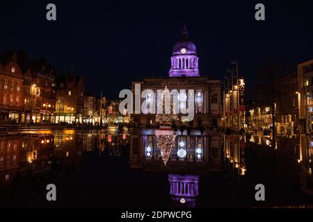 Tree and Council House lit up for Christmas in the Market Square, Nottingham City, Nottinghamshire England UK Stock Photo