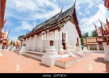 At the Wat Yai Sunnawaram temple grounds in Phetchaburi, Thailand Stock Photo