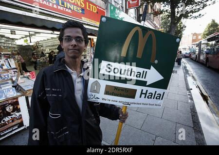 GREAT BRITAIN / London / Southall /The fast food restaurant chain McDonald selling halal Stock Photo