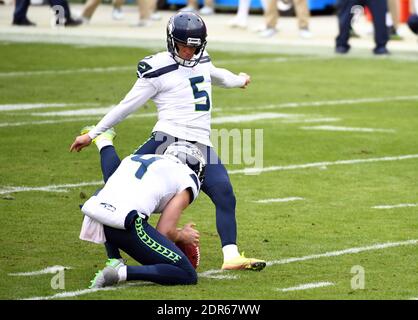 Jason Myers 61 Yard Field Goal, Seahawks vs. Rams