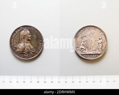 Subject: Catherine II, Russian, 1762–1796, Mint: Board of Revenue, Engraver: Johann Georg Holtzhey, Dutch, 1729–1808, Silver medal of Catherine II commemorating the Treaty of Neutrality, Silver, 41.54 g, 12:00, 50 mm, Made in Russia, Russian, 18th century, Numismatics Stock Photo