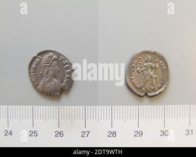 Ruler: Honorius, Flavius, Emperor of Rome, A.D. 384–423, ruled 393–423, Mint: Rome, 1 Siliqua of Honorius, Flavius, Emperor of Rome from Rome, 393–423, Silver, 1.99 g, 1:00, 17.5 mm, Made in Rome, Italy, Roman, 4th–5th century A.D., Numismatics Stock Photo