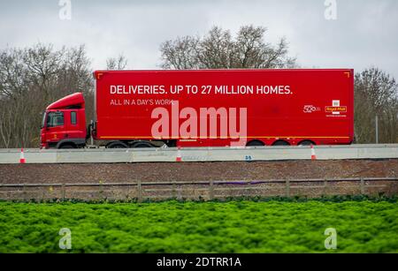 Dorney, UK. 22nd December, 2020. A Royal Mail HGV on the M4 today. The Royal Mail has been inundated with parcels this Christmas as many people will be staying at home this Christmas. Following the new Covid-19 variant in the South East of England, France have closed their channel ports to UK freight. Despite, this it was business as usual today as there were plenty of freight shipments still being transported on the M4. Credit: Maureen McLean/Alamy Live News Stock Photo