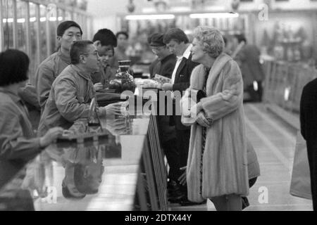Beijing, China. 24th July, 2020. Pat NIXON, wife of Richard NIXON, politician, former US President, here on a shopping spree in Beijing, China, Â | usage worldwide Credit: dpa/Alamy Live News Stock Photo