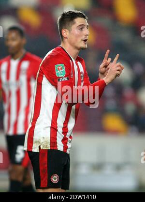 Brentford, UK. 22nd Dec, 2020. Sergi Canós of Brentford during the Carabao Cup match against Newcastle United at the Brentford Community Stadium, Brentford Picture by Mark Chapman/Focus Images/Sipa USA ? 22/12/2020 Credit: Sipa USA/Alamy Live News Stock Photo