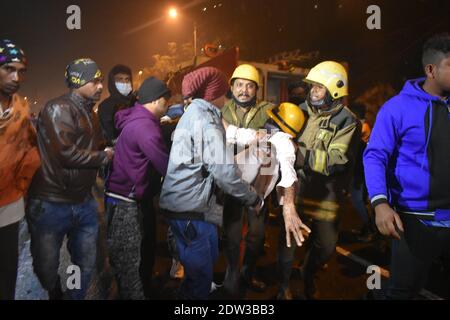 Kolkata, India. 22nd Dec, 2020. A massive fire broke out in Kolkata near bypass. (Photo by Ritankar Mazumder/Pacific Press) Credit: Pacific Press Media Production Corp./Alamy Live News Stock Photo