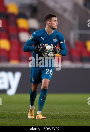 Brentford Community Stadium, London, UK. 22nd Dec, 2020. English Football League Cup Football, Carabao Cup, Brentford FC versus Newcastle United; Goalkeeper Karl Darlow of Newcastle United Credit: Action Plus Sports/Alamy Live News Stock Photo