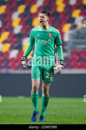 Brentford, UK. 22nd Dec, 2020. Brentford goalkeeper Luke Daniels during the Carabao Cup Quarter Final match between Brentford and Newcastle United at the Brentford Community Stadium, Brentford, England on 22 December 2020. Photo by Andrew Aleksiejczuk/PRiME Media Images. Credit: PRiME Media Images/Alamy Live News Stock Photo