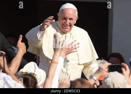 Pope Francis attends an audience with Catholic schools at St Peter's square , Vatican on May 10, 2014. The meeting was part of a national campaign organized by the Italian Bishops Conference in support of schools. Photo by Eric Vandeville/ABACAPRESS.COM Stock Photo