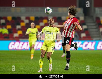 Brentford, UK. 22nd Dec, 2020. Newcastle United Callum Wilson during the Carabao Cup Quarter Final match between Brentford and Newcastle United at the Brentford Community Stadium, Brentford, England on 22 December 2020. Photo by Andrew Aleksiejczuk/PRiME Media Images. Credit: PRiME Media Images/Alamy Live News Stock Photo