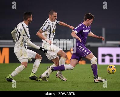 Dusan Vlahovic of ACF Fiorentina in action against Leonardo Bonucci of Juventus  FC during ACF Fiorentina vs Juventu - Photo .LiveMedia/Matteo Papini Stock  Photo - Alamy