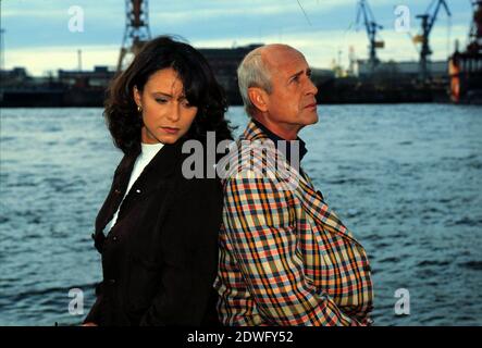 GIRL FRIENDS - FREUNDSCHAFT MIT HERZ- Endlich ist die Freundschaft ...