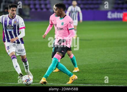 Junior Firpo of FC Barcelona in action during the Spanish championship La Liga football match between Real Valladolid and FC Barcelona o / LM Stock Photo