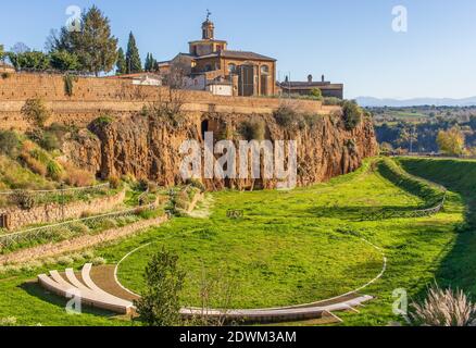 One of the pearls of Viterbo province, Civita Castellana is one of the most enchanting villages of central Italy. Here in particular S.M.Maggiore Stock Photo